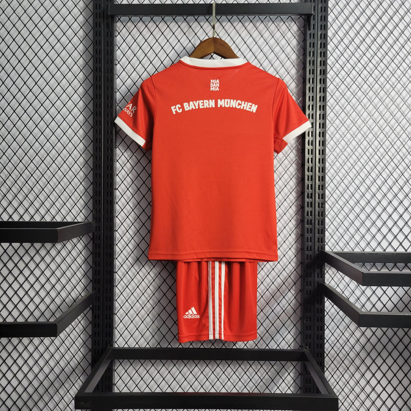 Kit Infantil Bayern de Munique Titular 22/23